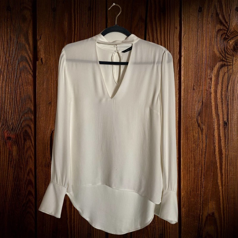 Women's Cream V-Neck Long-Sleeve Blouse